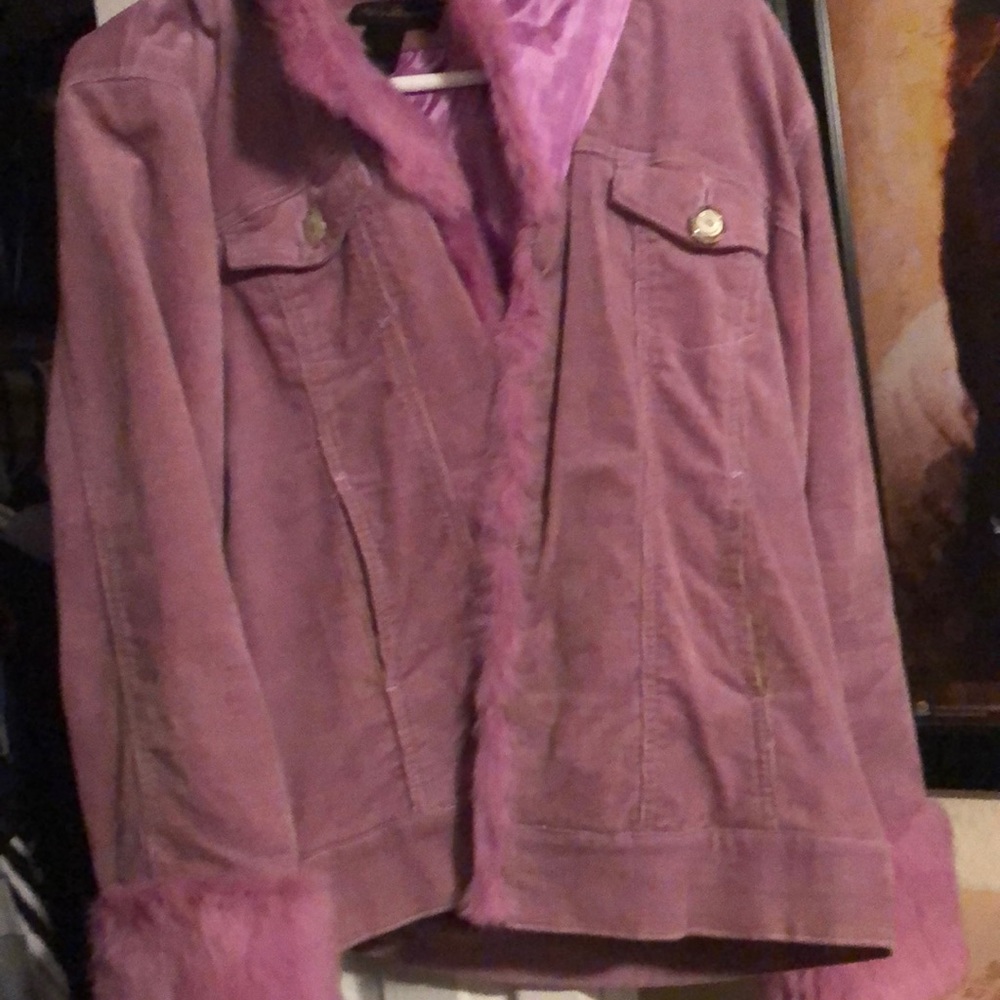 Beautiful Jacket with Fur - Picture 2 of 2